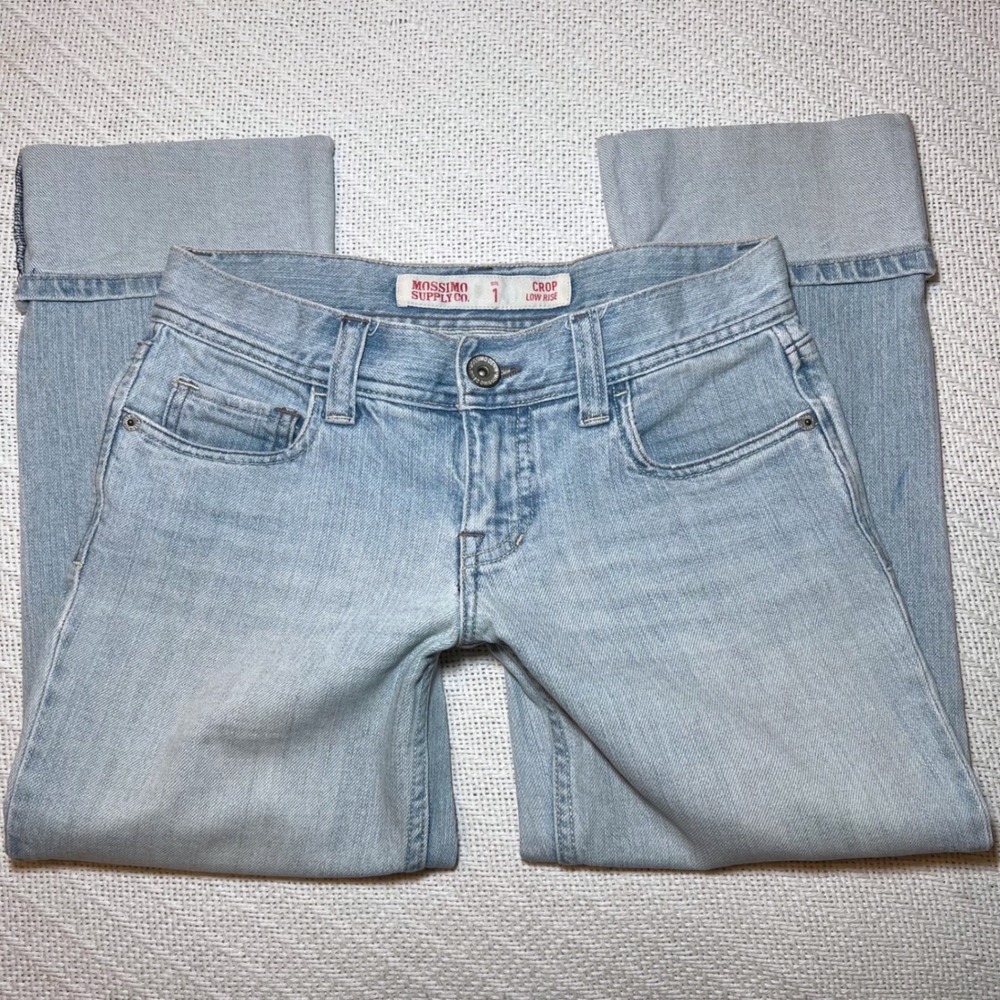 Mossimo Supply Co Vintage Y2K Low Rise Capri Jeans Light Wash Blue Size 1/28"